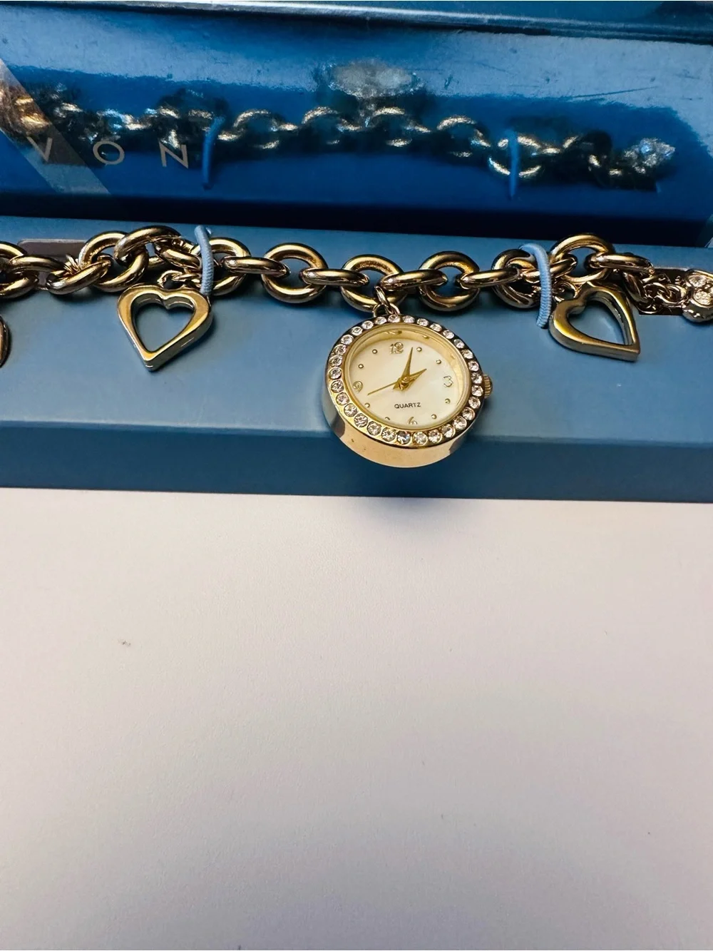 Vintage 2005 Y2K Charming Heart AVON Bracelet Watch NEW in BOX